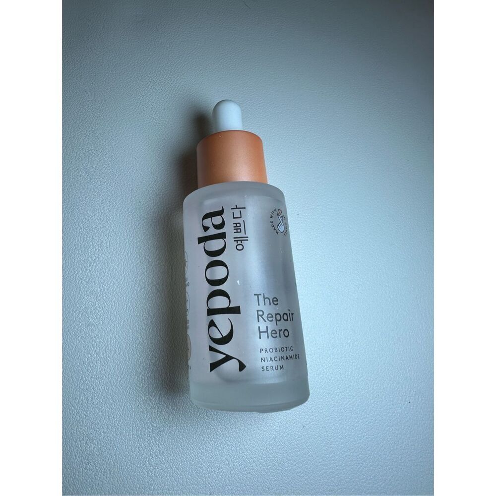 Yepoda - THE REPAIR HERO - niacinamide serum for glowing skin, vitamin B12, poly